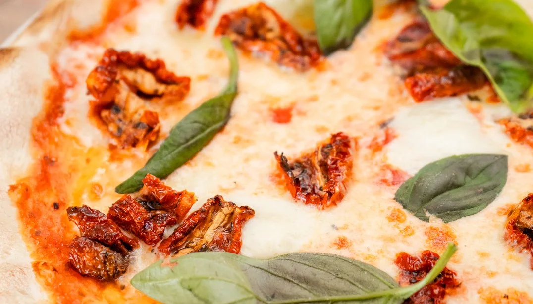 Menu Casanova com pizzas artesanais e pratos tradicionais italianos em Lisboa